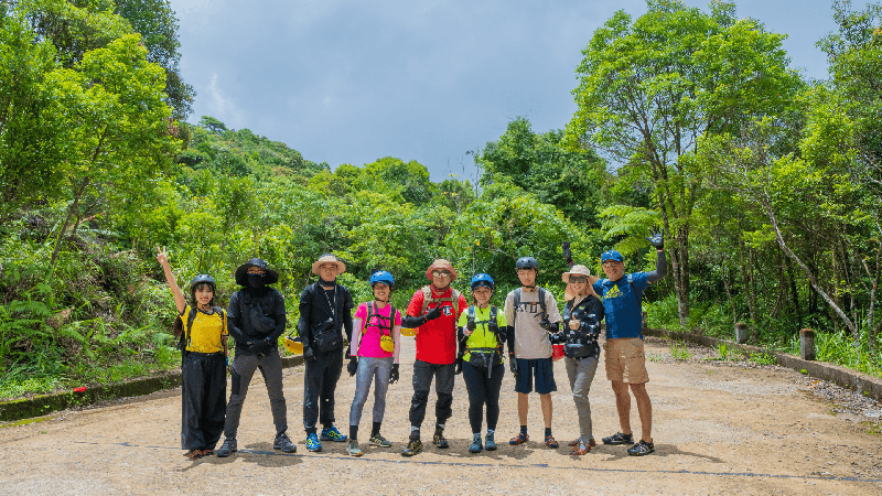 Conquering the adventurous peak of Do Quyen waterfall 2 days 1 night (3)